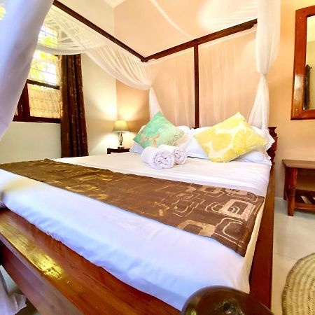 Villa Orchid Beach Guest House Bwejuu Exterior photo