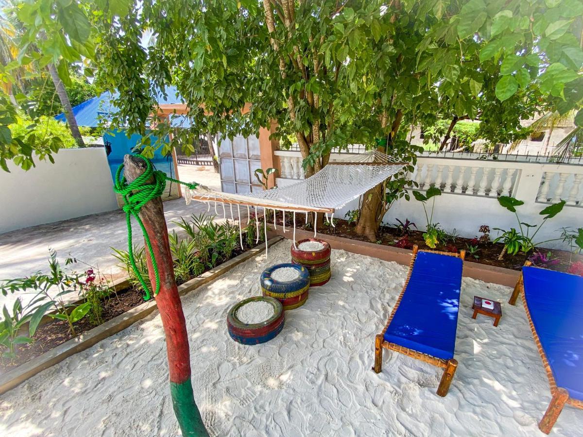 Villa Orchid Beach Guest House Bwejuu Exterior photo