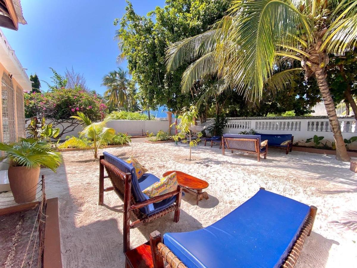 Villa Orchid Beach Guest House Bwejuu Exterior photo