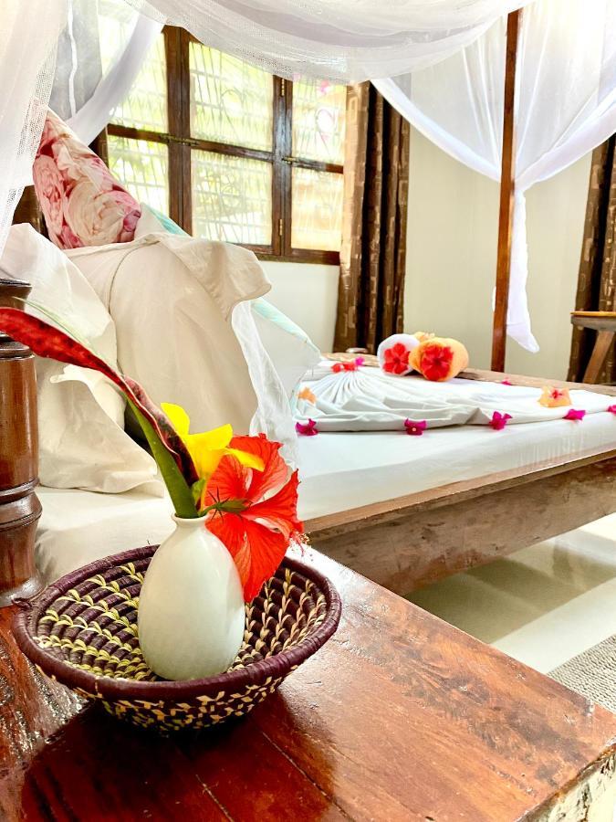 Villa Orchid Beach Guest House Bwejuu Exterior photo