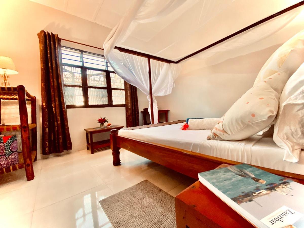 Villa Orchid Beach Guest House Bwejuu Exterior photo