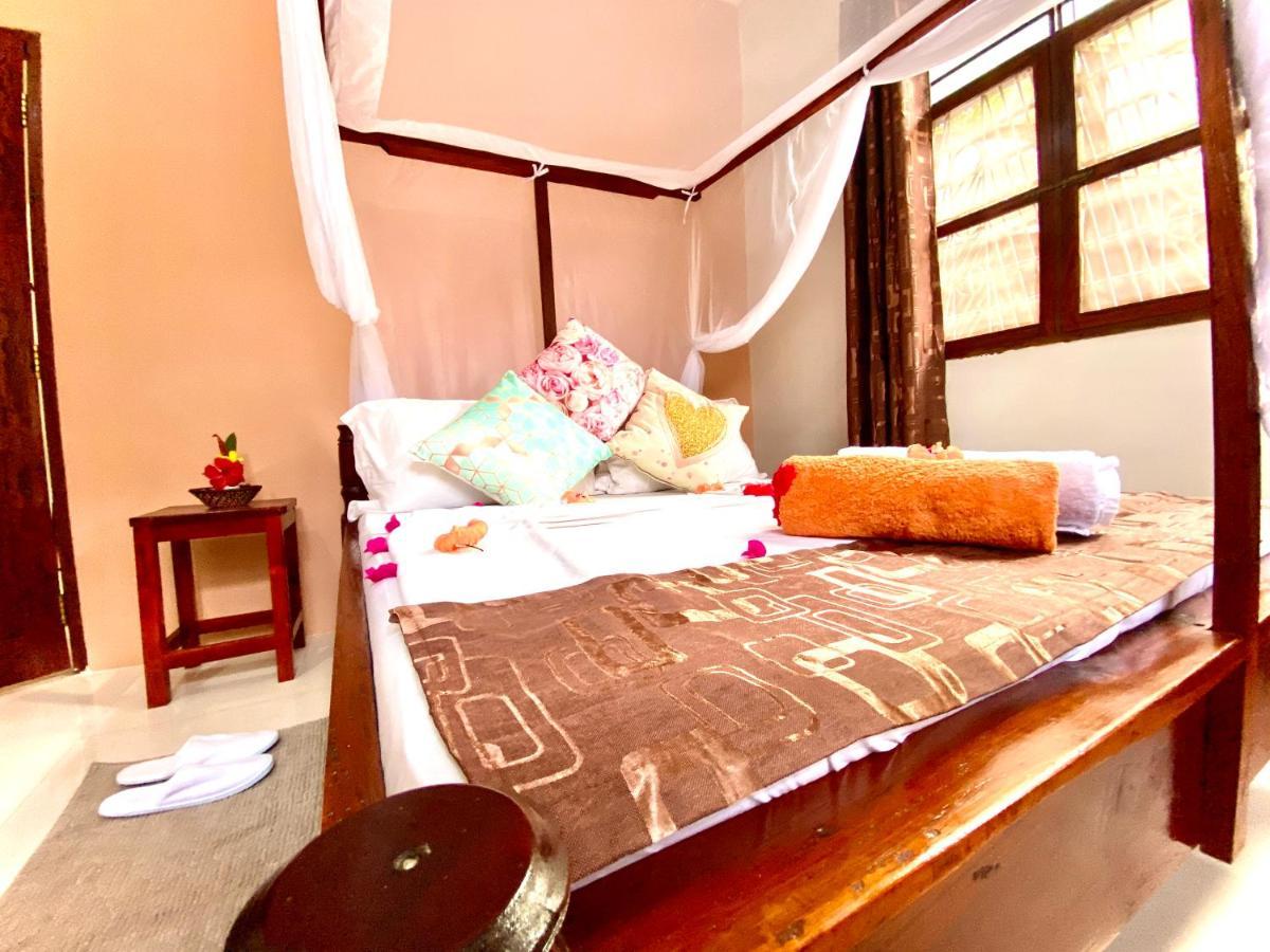 Villa Orchid Beach Guest House Bwejuu Exterior photo
